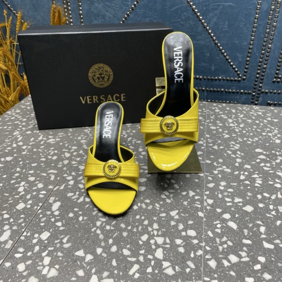 Versace Shoes Fashion shoes
Top Quality Versace Shoes Fashion shoes
Top Quality