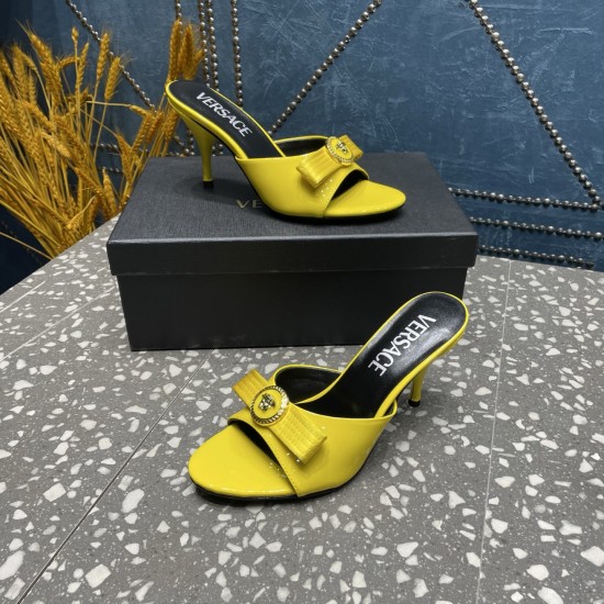 Versace Shoes Fashion shoes
Top Quality Versace Shoes Fashion shoes
Top Quality