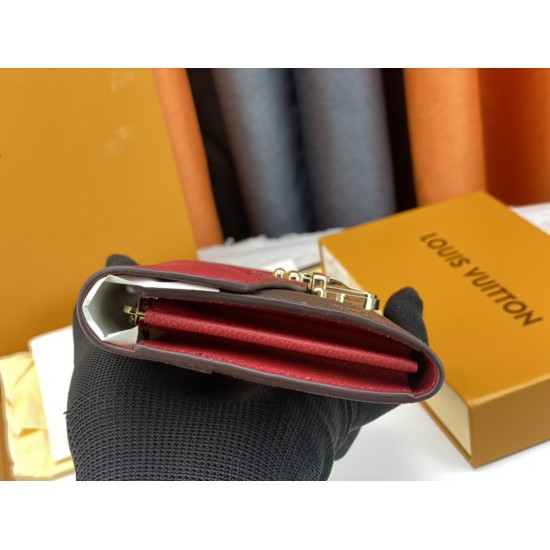 LV Bags High Quality Flip Wallet
LV Bags High Quality Flip Wallet