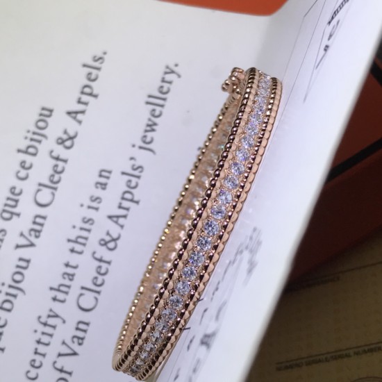 Van Cleef Jewelry High Quality