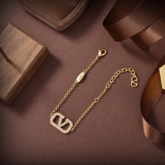 Valentino Jewelry High Quality Valentino Jewelry High Quality