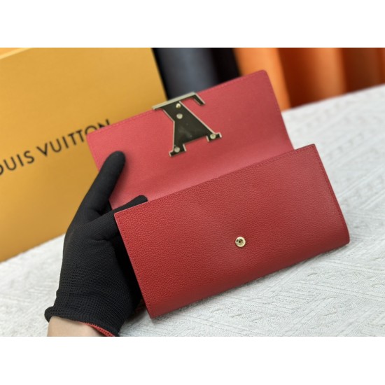 LV Bags High Quality Flip Wallet
LV Bags High Quality Flip Wallet