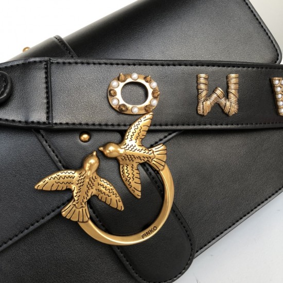 Pinko Bags Top Quality
27*17*8cm Pinko Bags Top Quality
27*17*8cm