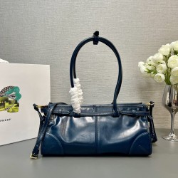 Prada Bags Top Quality
32x15.5x12cm
