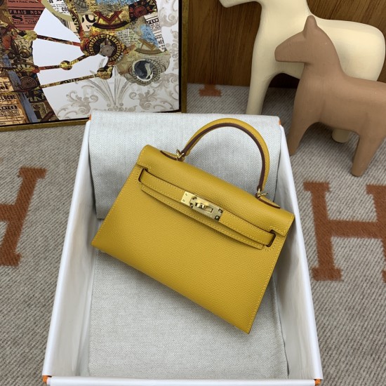 Hermes Bags Top Quality Minikelly 二代
19cm $220 Hermes Bags Top Quality Minikelly 二代
19cm $220