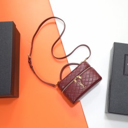 YSL Bags Top Quality
18×11×6.5 cm