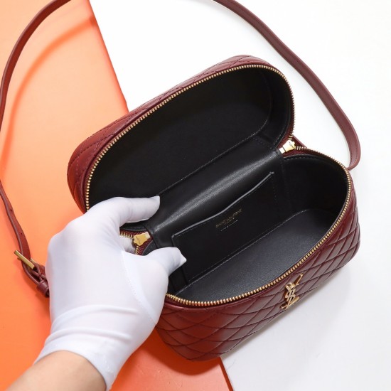 YSL Bags Top Quality
18×11×6.5 cm