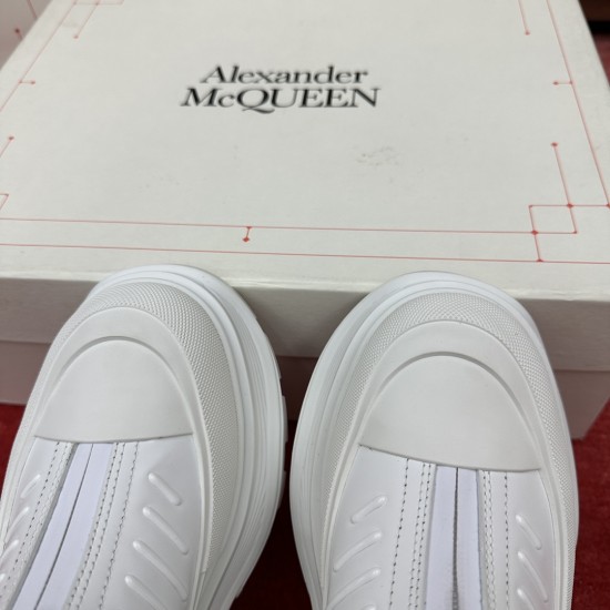 McQueen Shoes
 Top Quality
