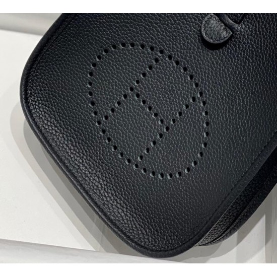 Hermes Bags Top Quality Evelyne 17cm
Hermes Bags Top Quality Evelyne 17cm