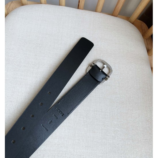 Loewe Belts
Top Quality Loewe Belts
Top Quality