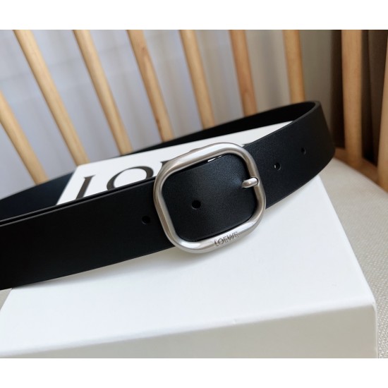 Loewe Belts
Top Quality Loewe Belts
Top Quality