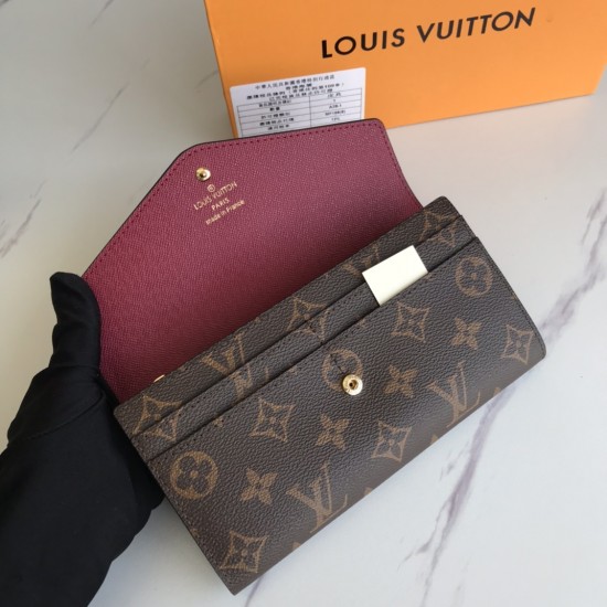 LV Bags High Quality Flip Wallet
LV Bags High Quality Flip Wallet