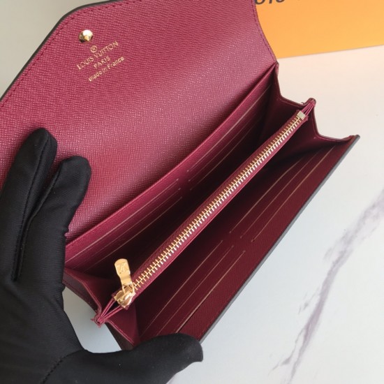 LV Bags High Quality Flip Wallet
LV Bags High Quality Flip Wallet