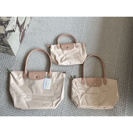 longchamp Bags Top Quality size:17*10cm longchamp Bags Top Quality size:17*10cm