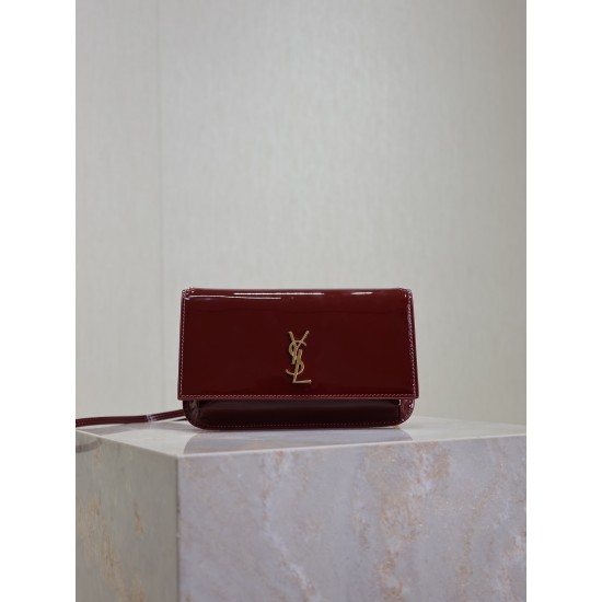 YSL Bags Top Quality
18x11x2cm YSL Bags Top Quality
18x11x2cm
