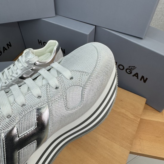 Hogan Shoes Top Quality
35-45 men and women same Hogan Shoes Top Quality
35-45 men and women same