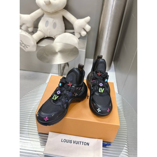 LV Shoes Top Quality
women 35-40
LV Shoes Top Quality
women 35-40