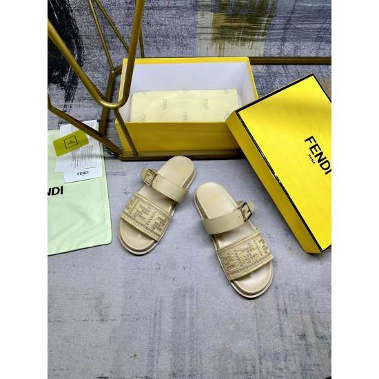 Fendi Shoes Top Quality
35-42 Fendi Shoes Top Quality
35-42