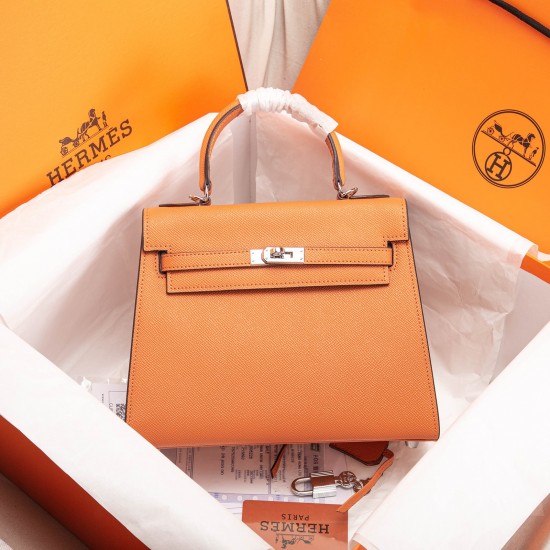 Hermes Bags High Quality
Large size 28:22:10 cm
Small size 25: 17: 7cm Hermes Bags High Quality
Large size 28:22:10 cm
Small size 25: 17: 7cm