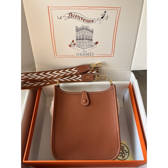 Hermes Bags Top Quality Evelyne 17cm
Hermes Bags Top Quality Evelyne 17cm