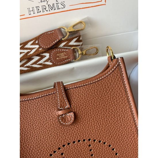 Hermes Bags Top Quality Evelyne 17cm
Hermes Bags Top Quality Evelyne 17cm
