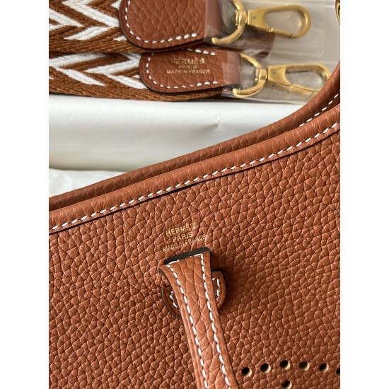 Hermes Bags Top Quality Evelyne 17cm
Hermes Bags Top Quality Evelyne 17cm