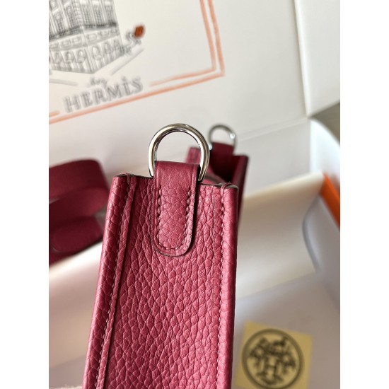 Hermes Bags Top Quality Evelyne 17cm
Hermes Bags Top Quality Evelyne 17cm