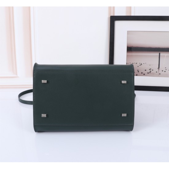 The Row Bags Top Quality
Small:26.20.18
Big:38.26.23 The Row Bags Top Quality
Small:26.20.18
Big:38.26.23