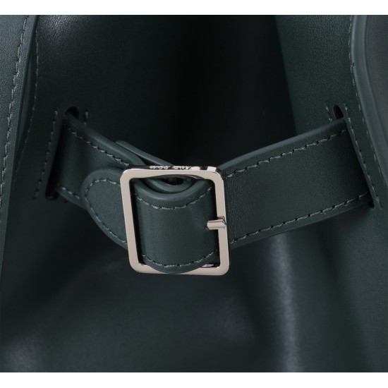 The Row Bags Top Quality
Small:26.20.18
Big:38.26.23 The Row Bags Top Quality
Small:26.20.18
Big:38.26.23