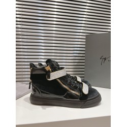 CL Shoes Casual shoes

 Top Quality