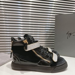 CL Shoes Casual shoes

 Top Quality