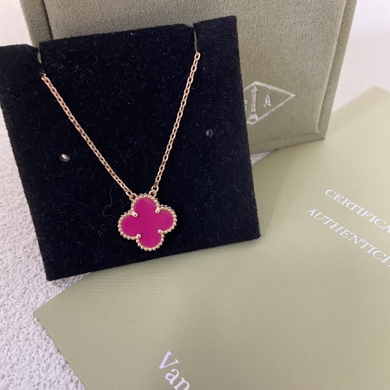Van Cleef Jewelry High Quality