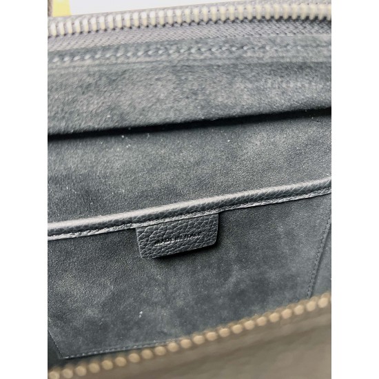 Celine Bags Top Quality
Small size 20 * 20 * 8cm
Medium size 26 * 26 * 13cm
Large size 30 * 30 * 15cm Celine Bags Top Quality
Small size 20 * 20 * 8cm
Medium size 26 * 26 * 13cm
Large size 30 * 30 * 15cm
