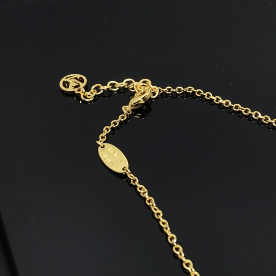 LV Jewelry High Quality LV Jewelry High Quality
