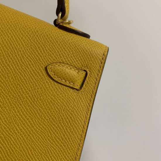 Hermes Bags Top Quality Minikelly 二代
19cm $220 Hermes Bags Top Quality Minikelly 二代
19cm $220
