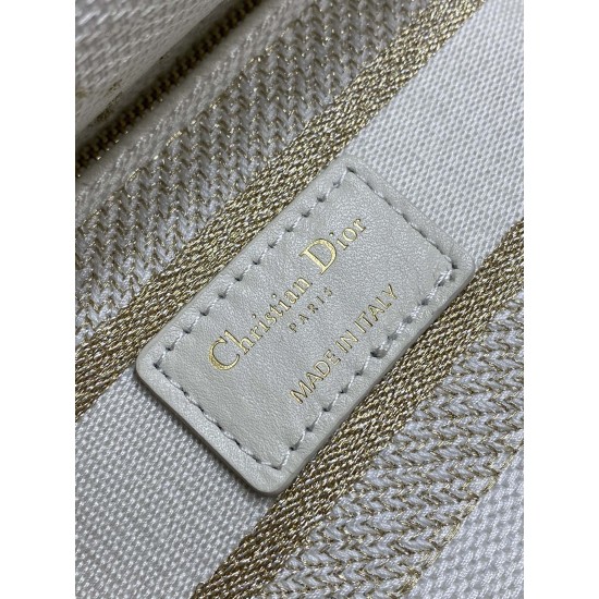 Dior Bags Top Quality
Five Grid Dior Bags Top Quality
Five Grid