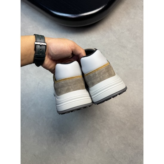 Hogan Shoes Top Quality
35-45 men and women same Hogan Shoes Top Quality
35-45 men and women same