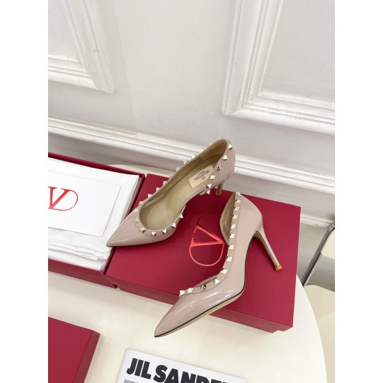 Valentino Shoes Top Quality Valentino Shoes Top Quality
