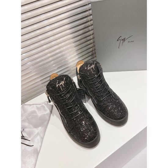 CL Shoes Casual shoes
Top Quality CL Shoes Casual shoes
Top Quality