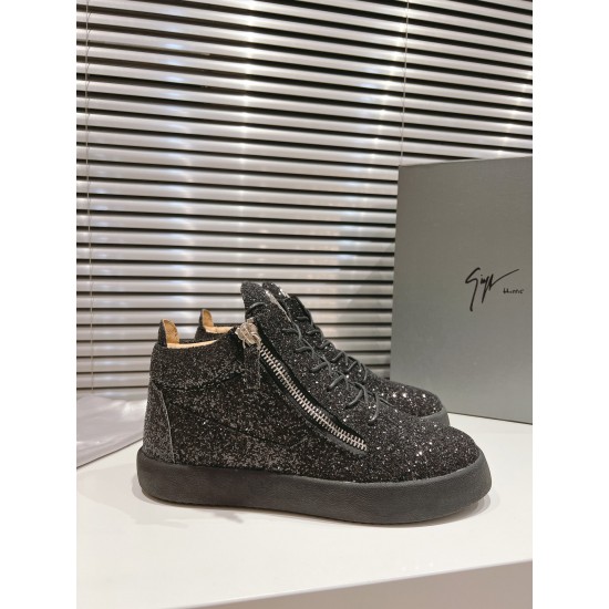 CL Shoes Casual shoes
Top Quality CL Shoes Casual shoes
Top Quality