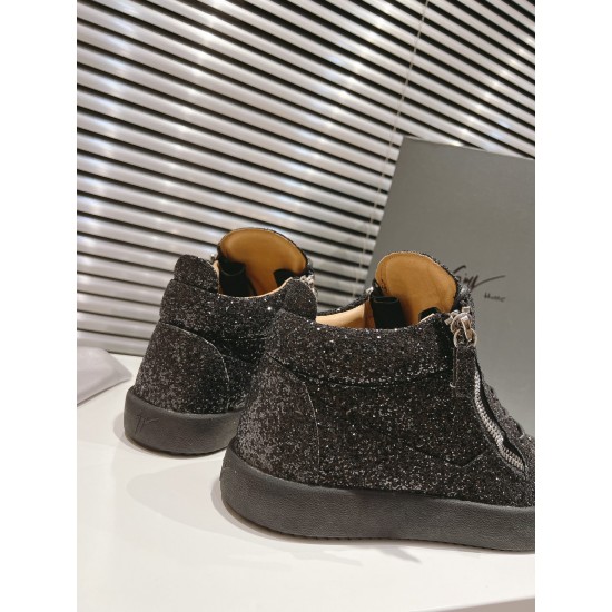 CL Shoes Casual shoes
Top Quality CL Shoes Casual shoes
Top Quality