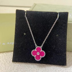Van Cleef Jewelry High Quality
