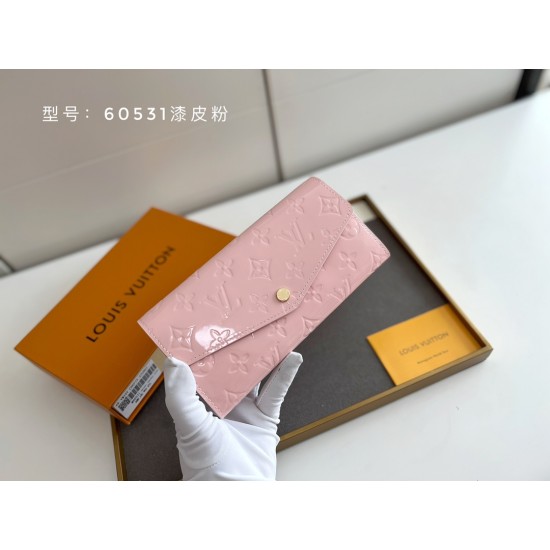 LV Bags High Quality Flip Wallet
LV Bags High Quality Flip Wallet