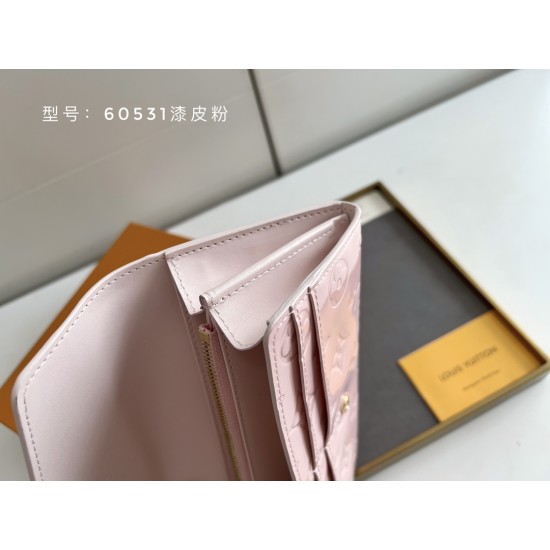 LV Bags High Quality Flip Wallet
LV Bags High Quality Flip Wallet