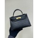 Hermes Bags Top Quality Minikelly 二代
19cm $220 Hermes Bags Top Quality Minikelly 二代
19cm $220