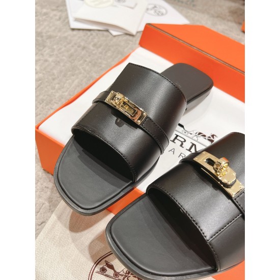 Hermes Shoes Top Quality
35-42 Hermes Shoes Top Quality
35-42