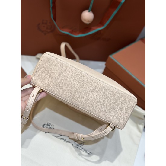 LP Bags Top Quality Size: 23 × 8 × 22cm LP Bags Top Quality Size: 23 × 8 × 22cm