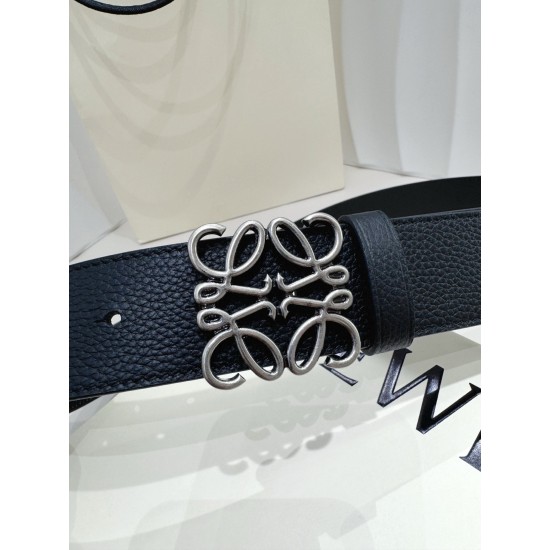 Loewe Belts
Top Quality Loewe Belts
Top Quality