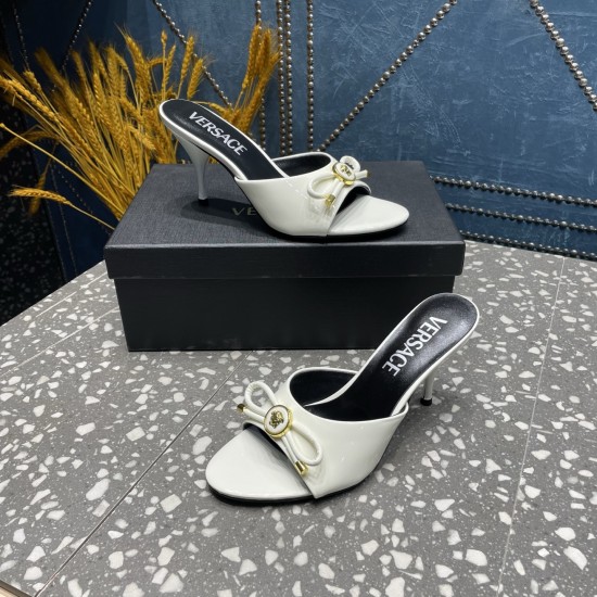 Versace Shoes Fashion shoes
Top Quality Versace Shoes Fashion shoes
Top Quality