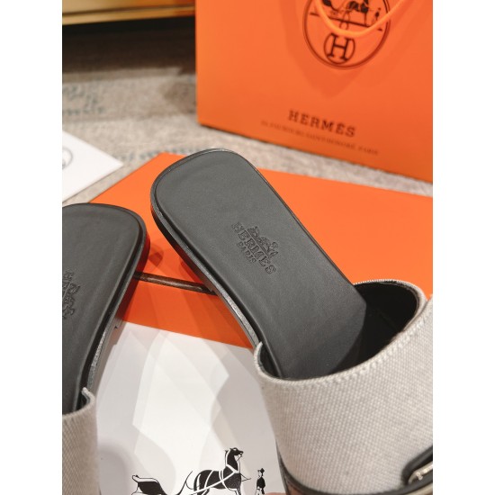 Hermes Shoes Top Quality
35-42 Hermes Shoes Top Quality
35-42